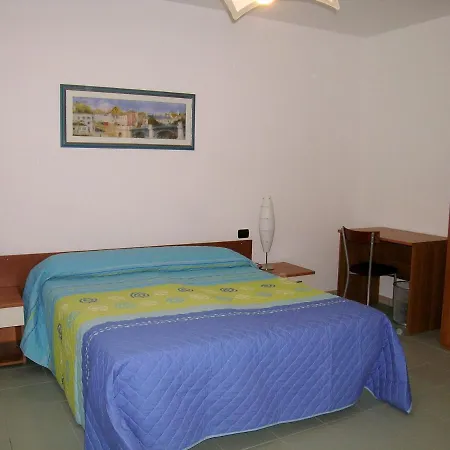 Comfortable In 45 M² With Enclosed Garden * Matera